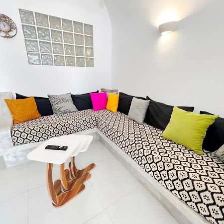 Poli Cave House Santorini Villa Fira  Exteriör bild