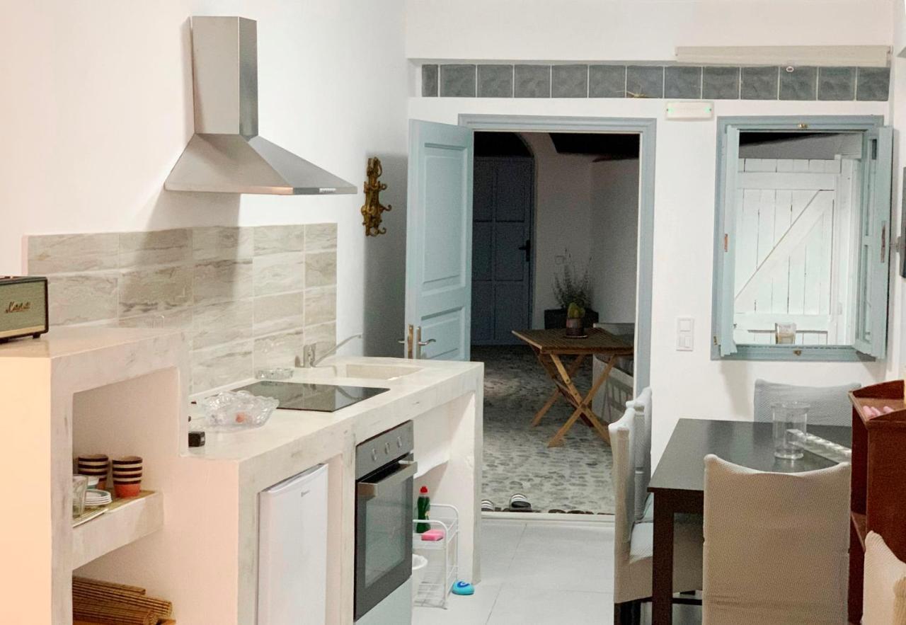 Poli Cave House Santorini Villa Fira  Exteriör bild