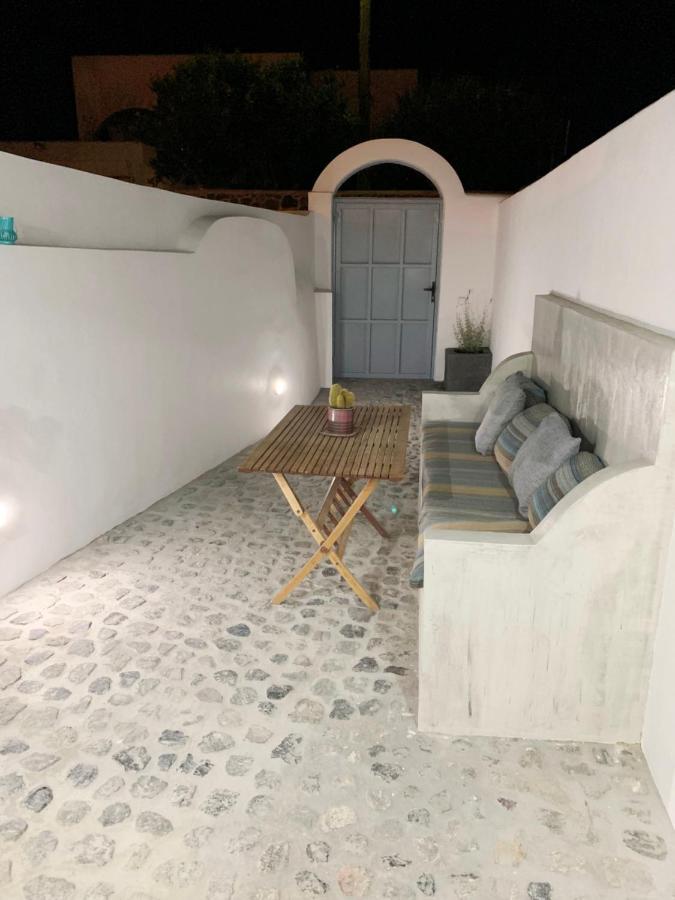 Poli Cave House Santorini Villa Fira  Exteriör bild